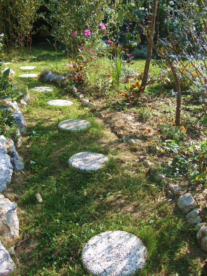 Pollushof Panzio Es Etterem Bed & Breakfast Csolnok Екстериор снимка